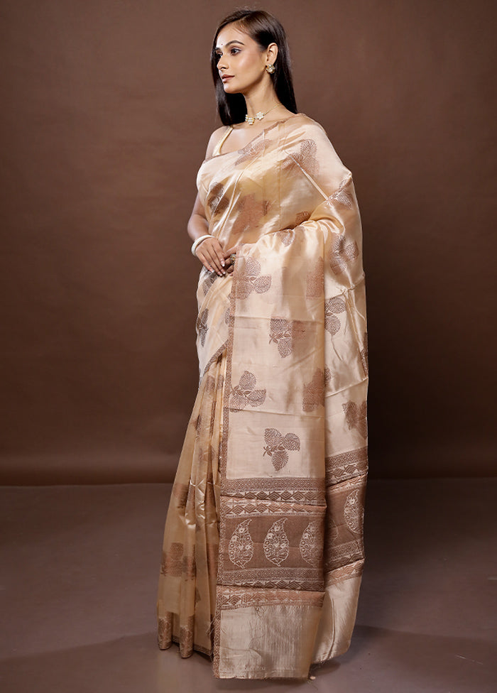 Cream Tussar Silk Saree With Blouse Piece