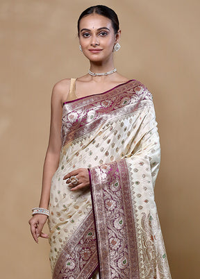 White Banarasi Silk Saree With Blouse Piece