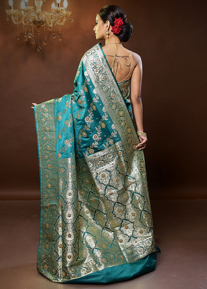 Green Banarasi Silk Saree With Blouse Piece