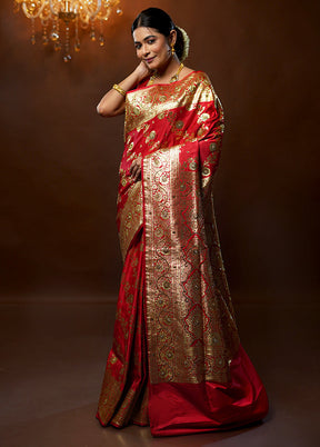 Red Banarasi Silk Saree With Blouse Piece