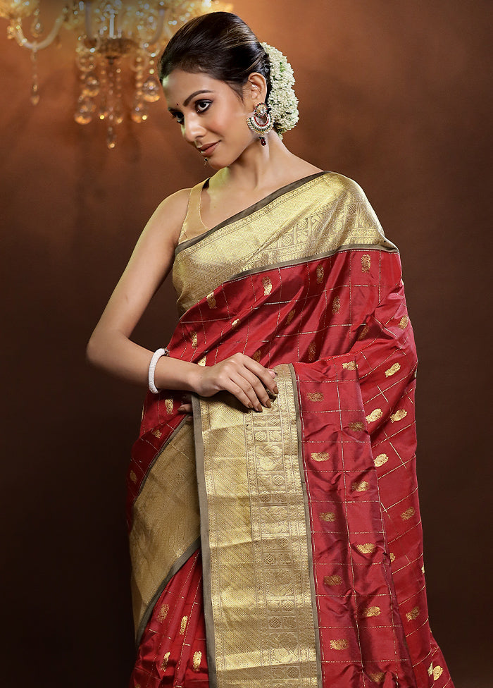 Maroon Gadwal Pure Silk Saree Without Blouse Piece