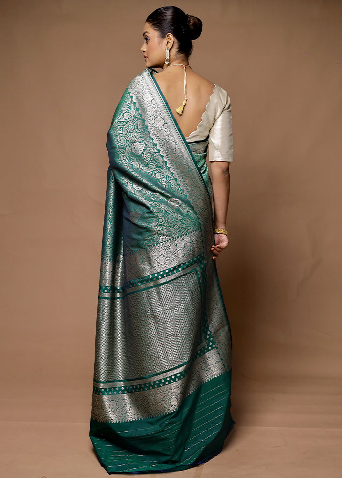 Green Uppada Silk Saree With Blouse Piece