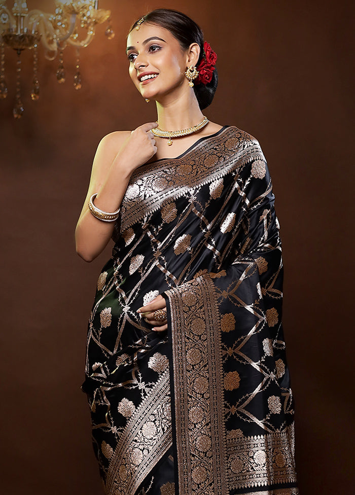 Black Banarasi Silk Saree With Blouse Piece