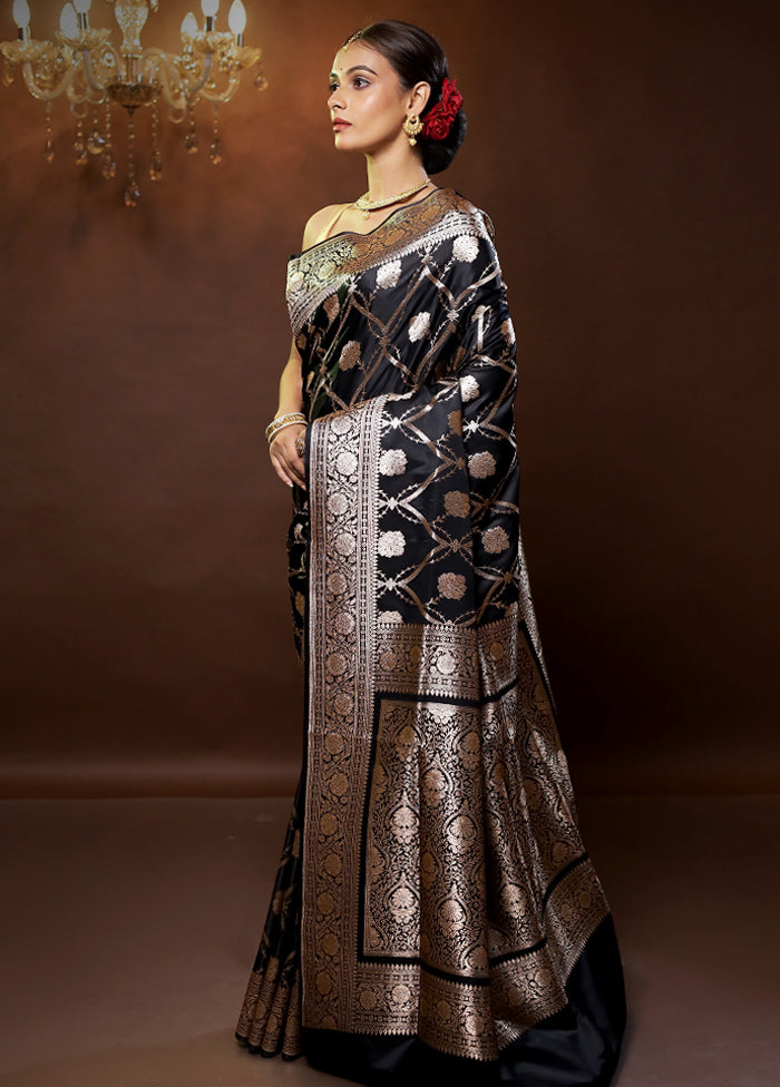 Black Banarasi Silk Saree With Blouse Piece