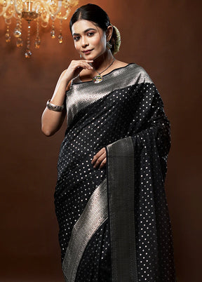 Black Uppada Silk Saree With Blouse Piece