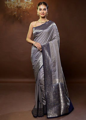 Grey Uppada Silk Saree With Blouse Piece