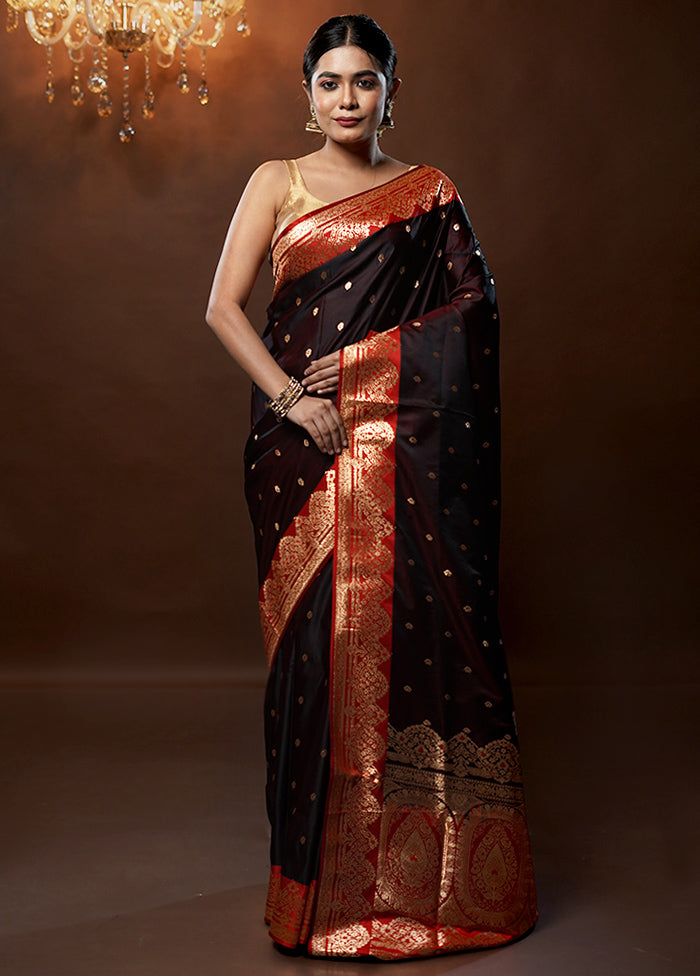 Maroon Banarasi Silk Saree With Blouse Piece