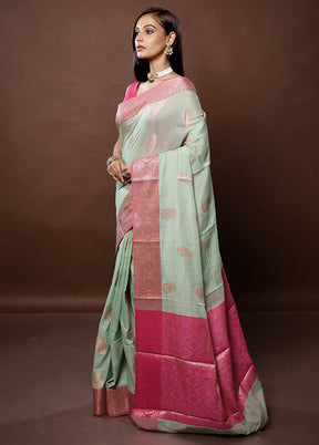 Green Cotton Saree With Blouse Piece