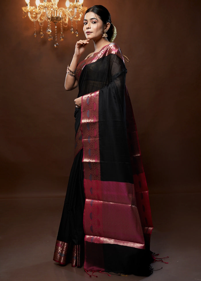 Black Cotton Saree With Blouse Piece