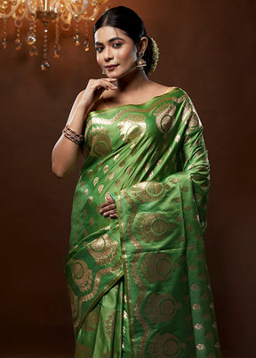 Green Banarasi Silk Saree With Blouse Piece