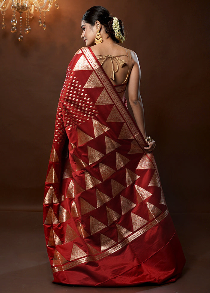 Red Banarasi Silk Saree With Blouse Piece