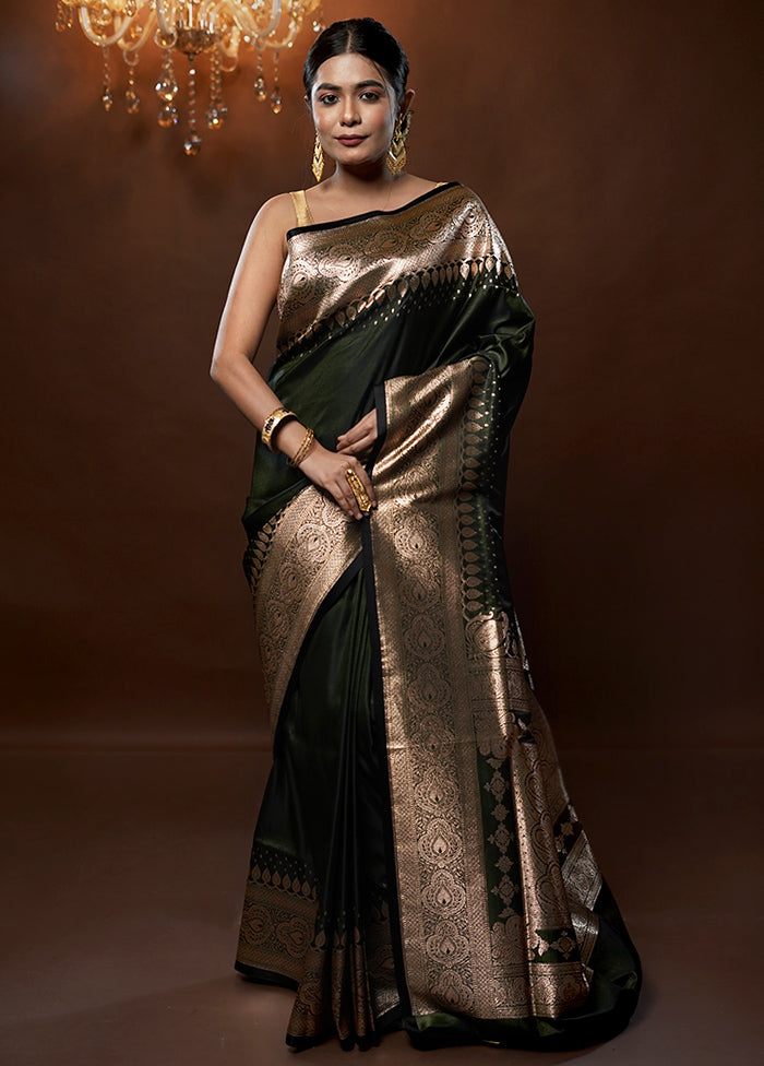 Green Banarasi Silk Saree With Blouse Piece