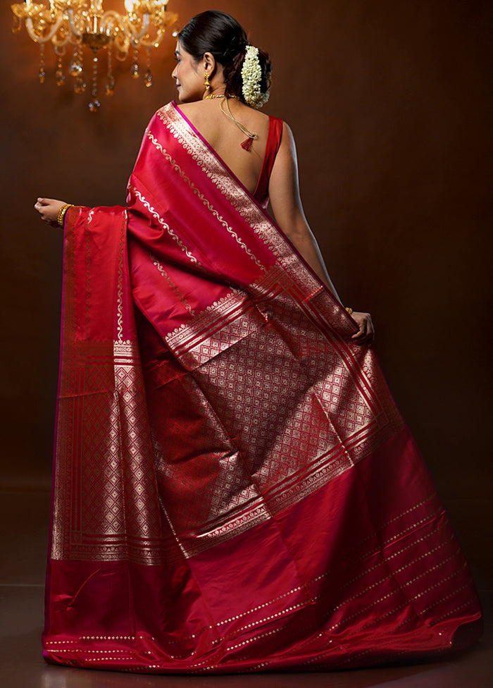 Red Banarasi Silk Saree With Blouse Piece