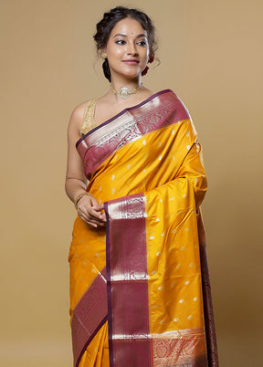 Yellow Kanjivaram Silk Saree With Blouse Piece