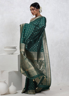 Green Dupion Silk Saree With Blouse Piece