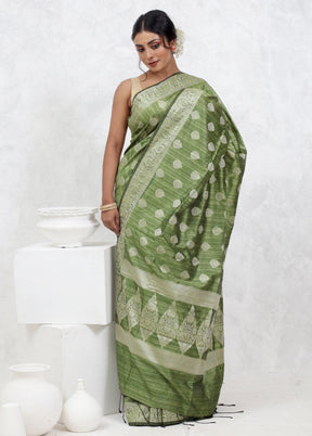 Green Kora Silk Saree With Blouse Piece