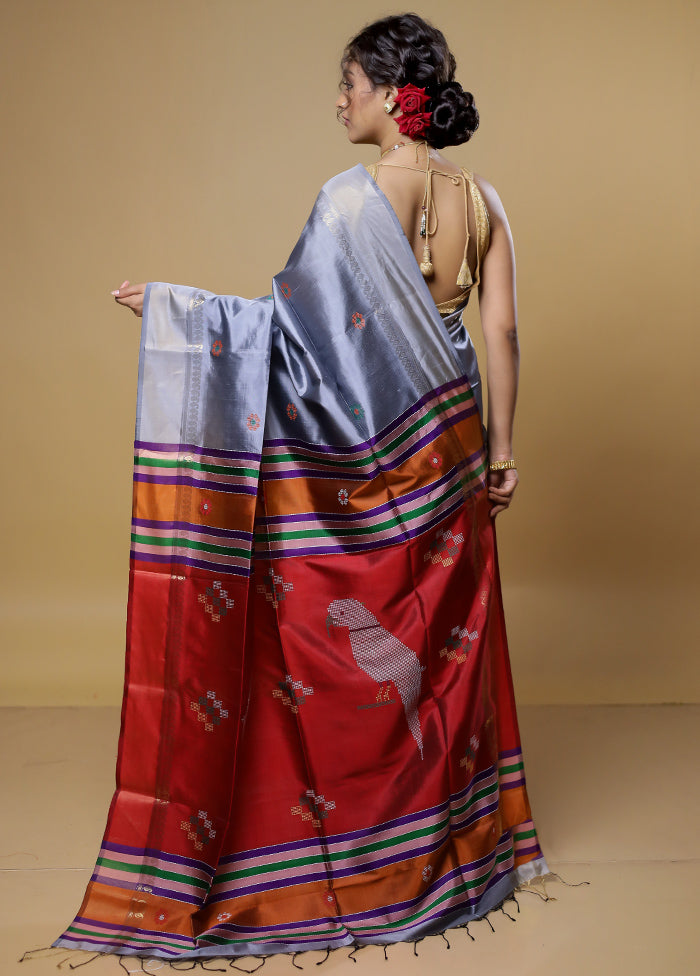 Grey Kalakethra Kanjivaram Silk Saree With Blouse Piece