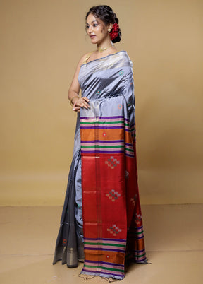 Grey Kalakethra Kanjivaram Silk Saree With Blouse Piece