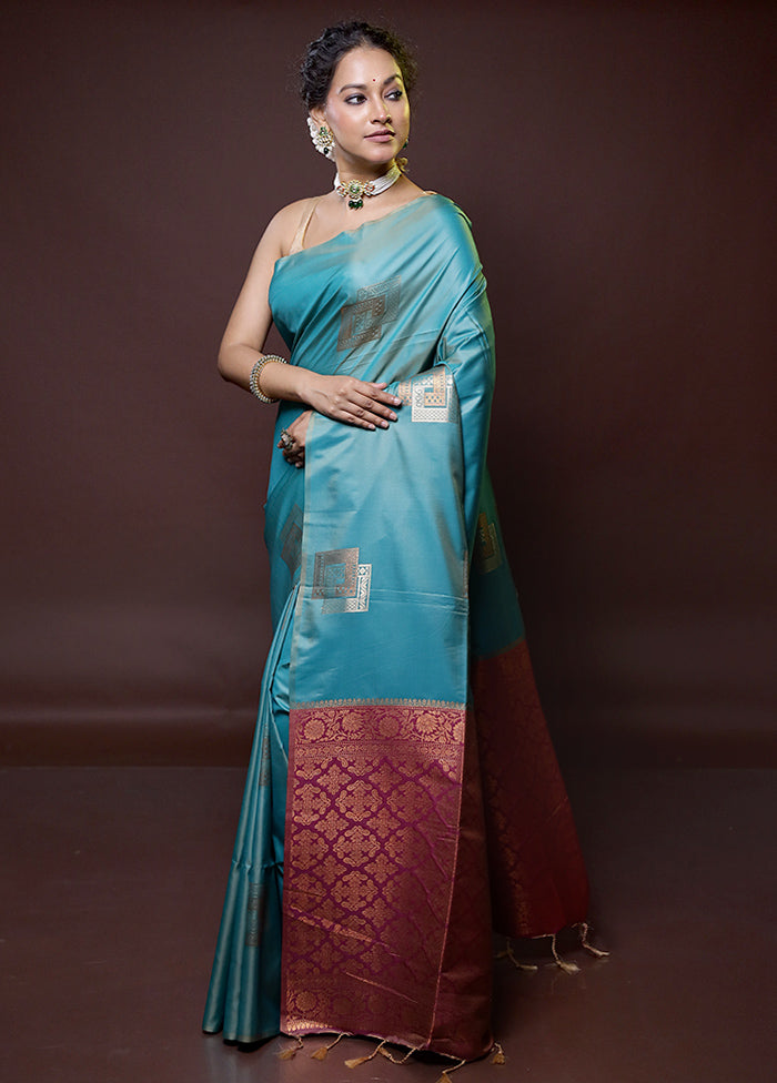 Green Dupion Silk Saree With Blouse Piece