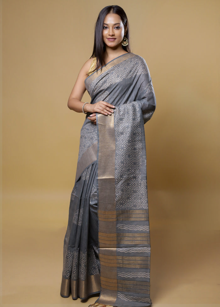 Grey Tussar Silk Saree With Blouse Piece