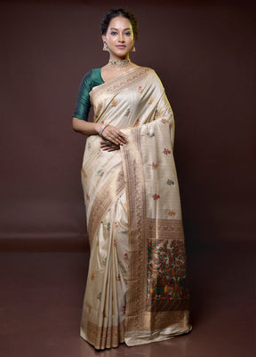 Cream Dupion Silk Saree With Blouse Piece