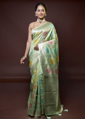 Green Cotton Saree With Blouse Piece