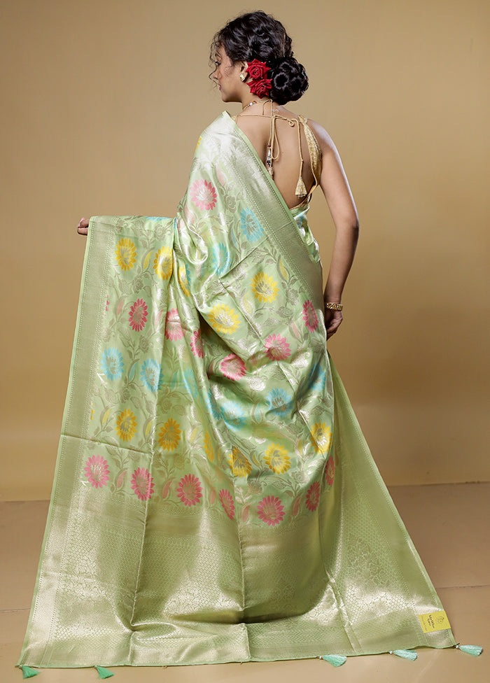 Green Cotton Saree With Blouse Piece