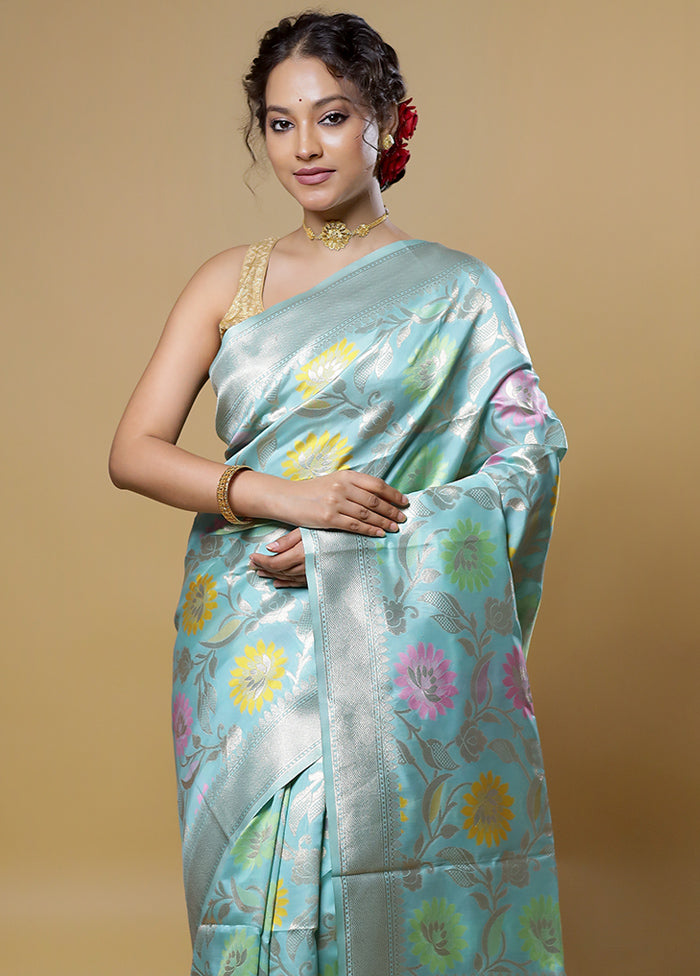 Green Cotton Saree With Blouse Piece