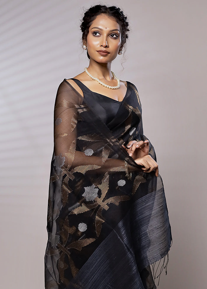 Black Matka Pure Silk Saree With Blouse Piece