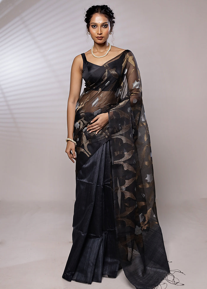 Black Matka Pure Silk Saree With Blouse Piece