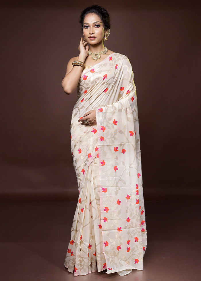 Cream Cotton Saree With Blouse Piece