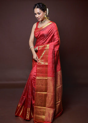 Red Dupion Silk Saree With Blouse Piece