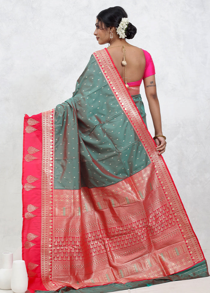 Green Kanjivaram Silk Saree With Blouse Piece