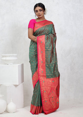 Green Kanjivaram Silk Saree With Blouse Piece - Indian Silk House Agencies