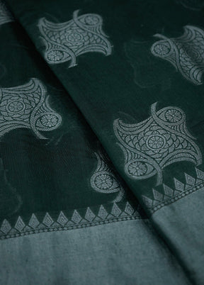 Green Cotton Saree With Blouse Piece - Indian Silk House Agencies