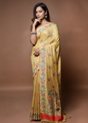 Cream Dupion Silk Saree With Blouse Piece