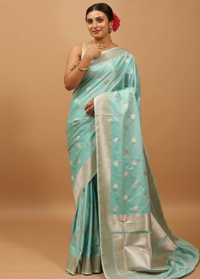 Green Banarasi Silk Saree With Blouse Piece