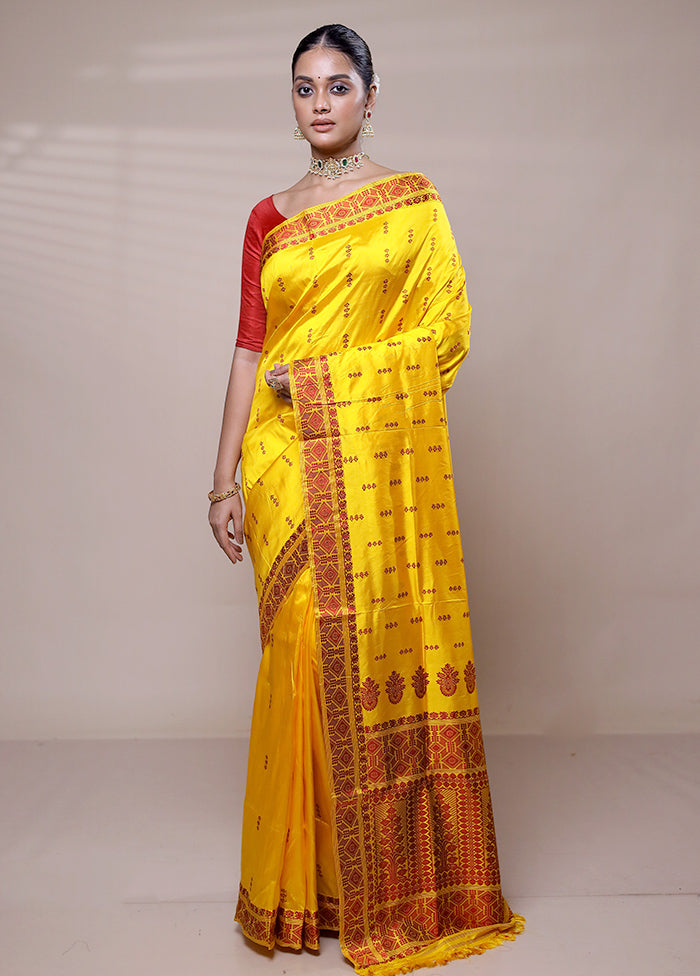 Yellow Handloom Assam Pure Silk Saree With Blouse Piece