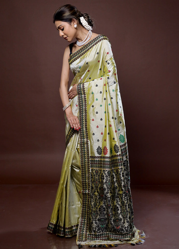 Green Assam Pure Silk Saree With Blouse Piece - Indian Silk House Agencies