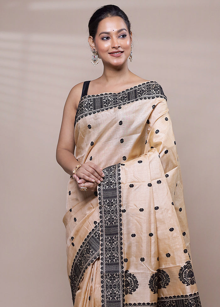 Cream Handloom Assam Pure Silk Saree With Blouse Piece