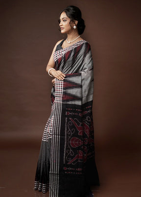 Grey Cotton Saree With Blouse Piece - Indian Silk House Agencies