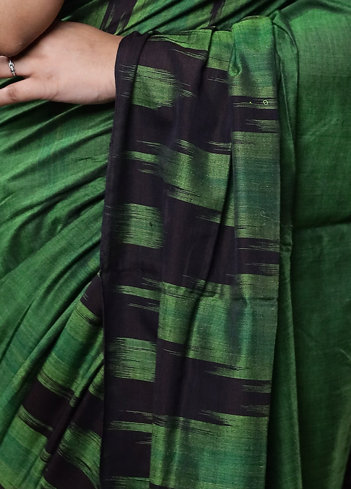 Green Cotton Saree With Blouse Piece - Indian Silk House Agencies