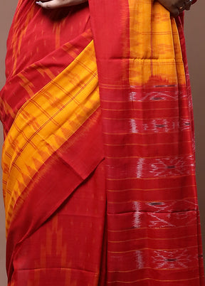 Red Pure Cotton Saree With Blouse Piece