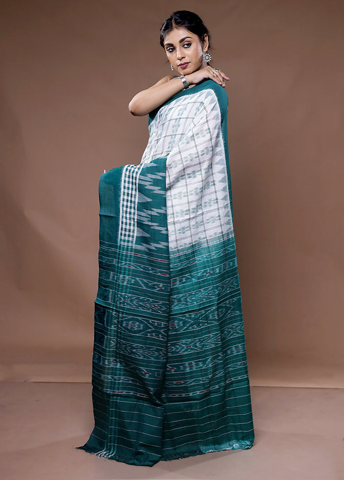 Green Pure Cotton Saree With Blouse Piece - Indian Silk House Agencies