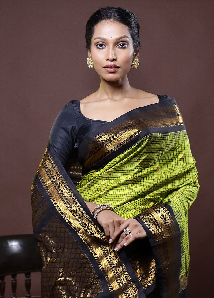 Green Gadwal Pure Silk Saree Without Blouse Piece