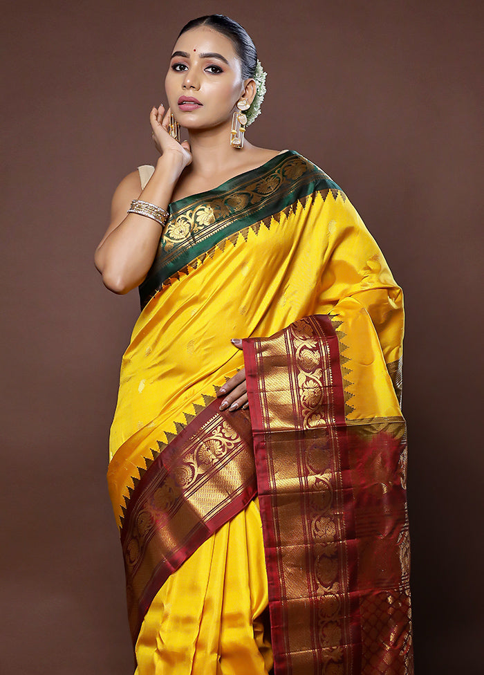 Yellow Gadwal Pure Silk Saree Without Blouse Piece