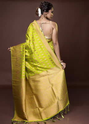 Green Dupion Silk Saree With Blouse Piece