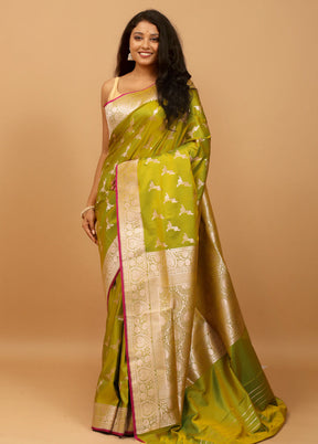 Green Banarasi Silk Saree With Blouse Piece