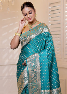 Green Banarasi Silk Saree With Blouse Piece