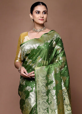 Green Banarasi Silk Saree With Blouse Piece